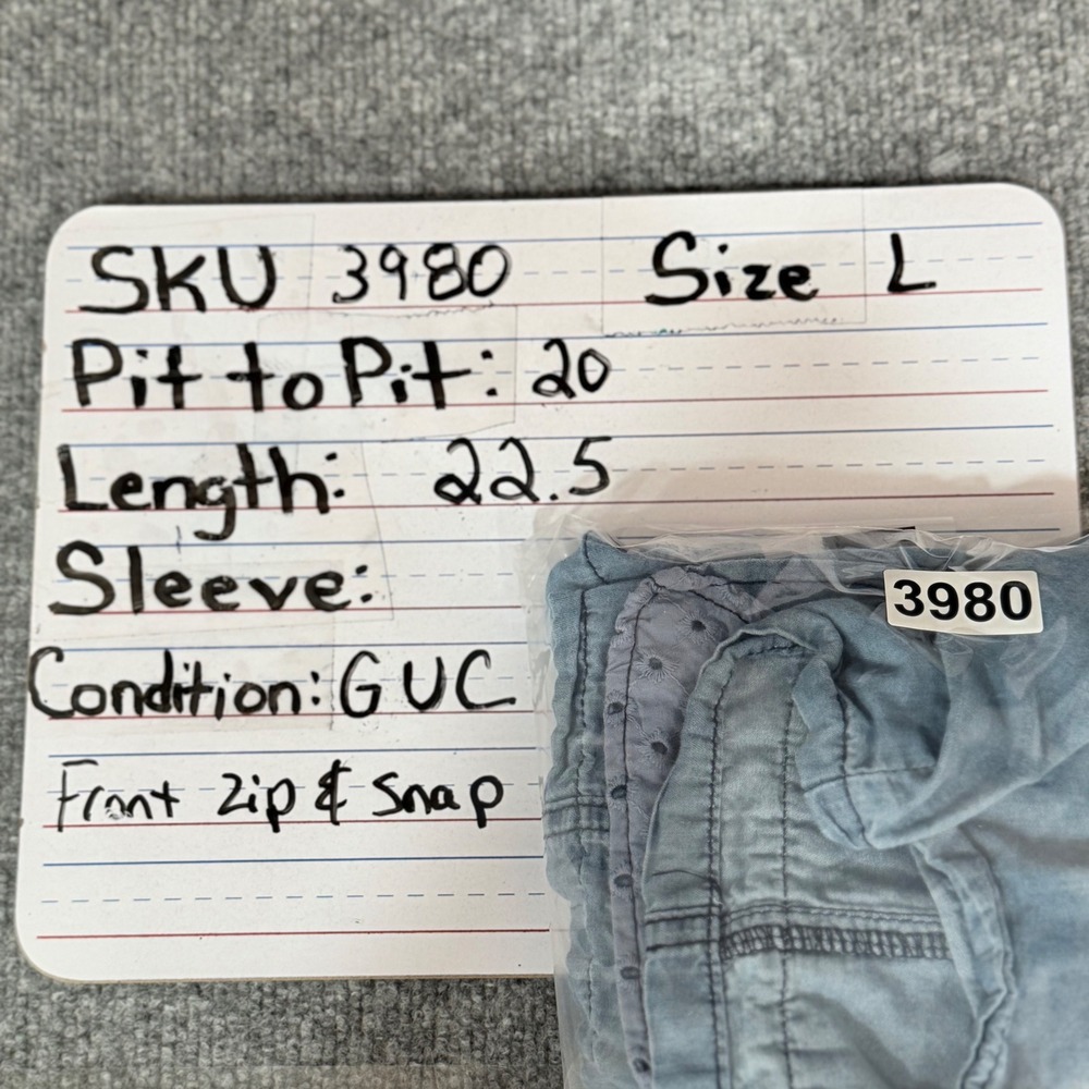 Chambray Denim L Utility Vest Eyelet Embroidery Cinched Waist Western Safari - Picture 9 of 9